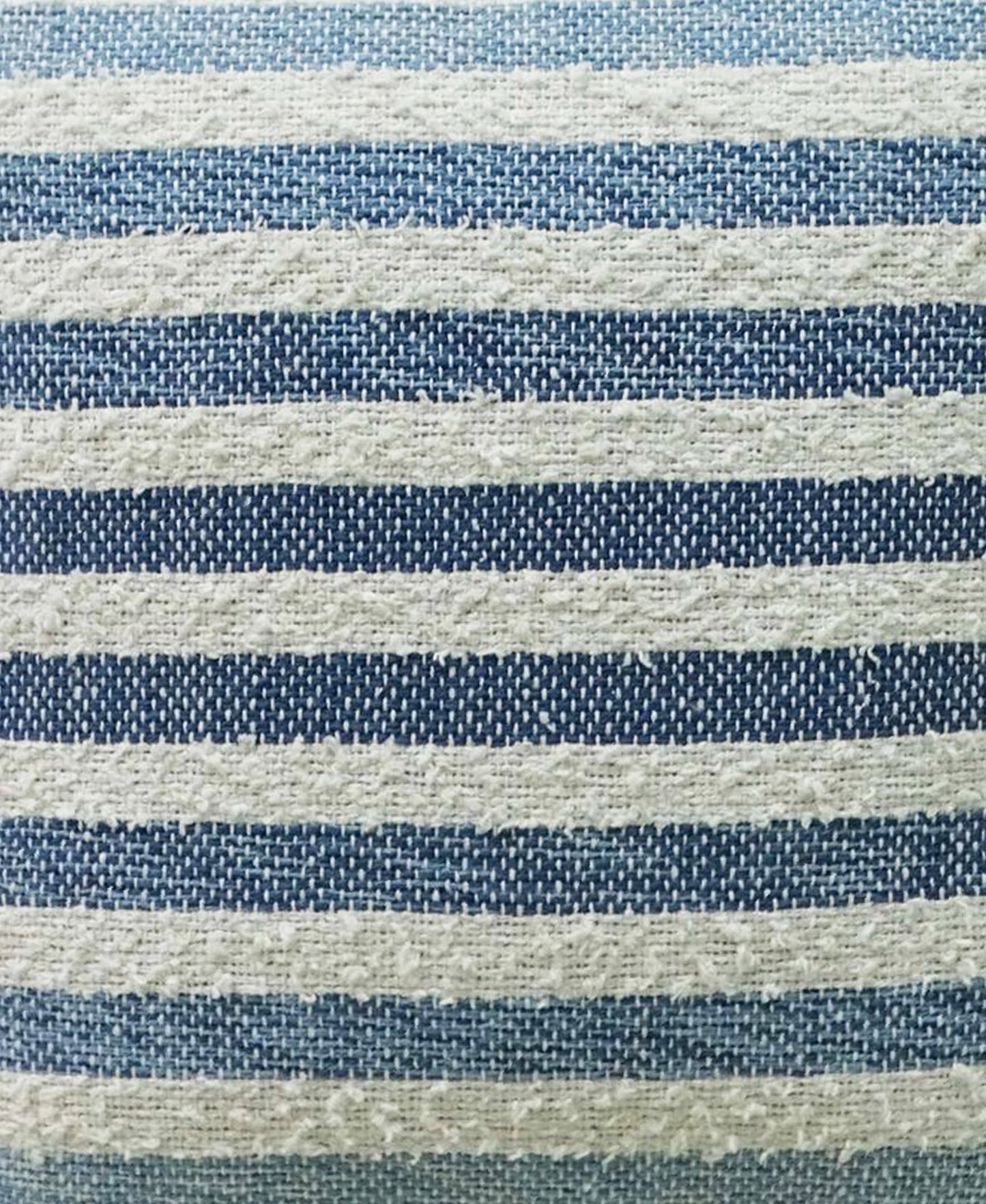 Oreiller en coton texturé rayé ombré Linden Street
