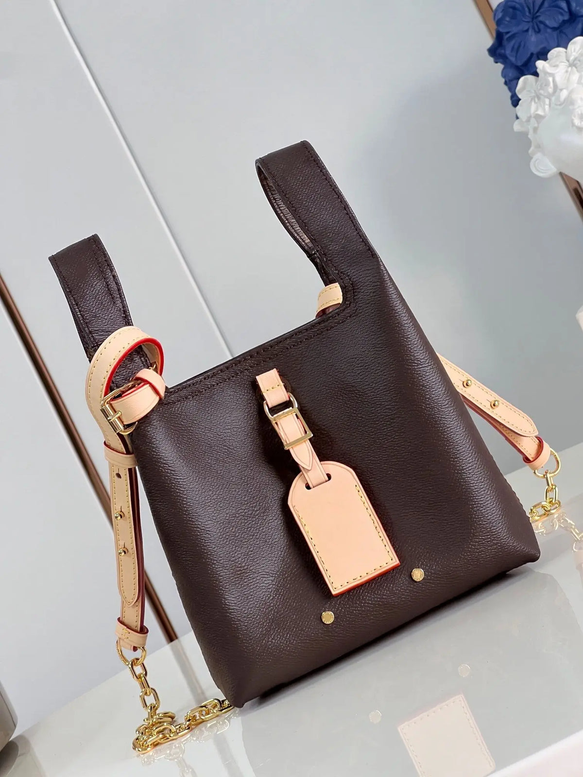 Versatile PU Leather Shoulder Bag, Chic Metal Accent