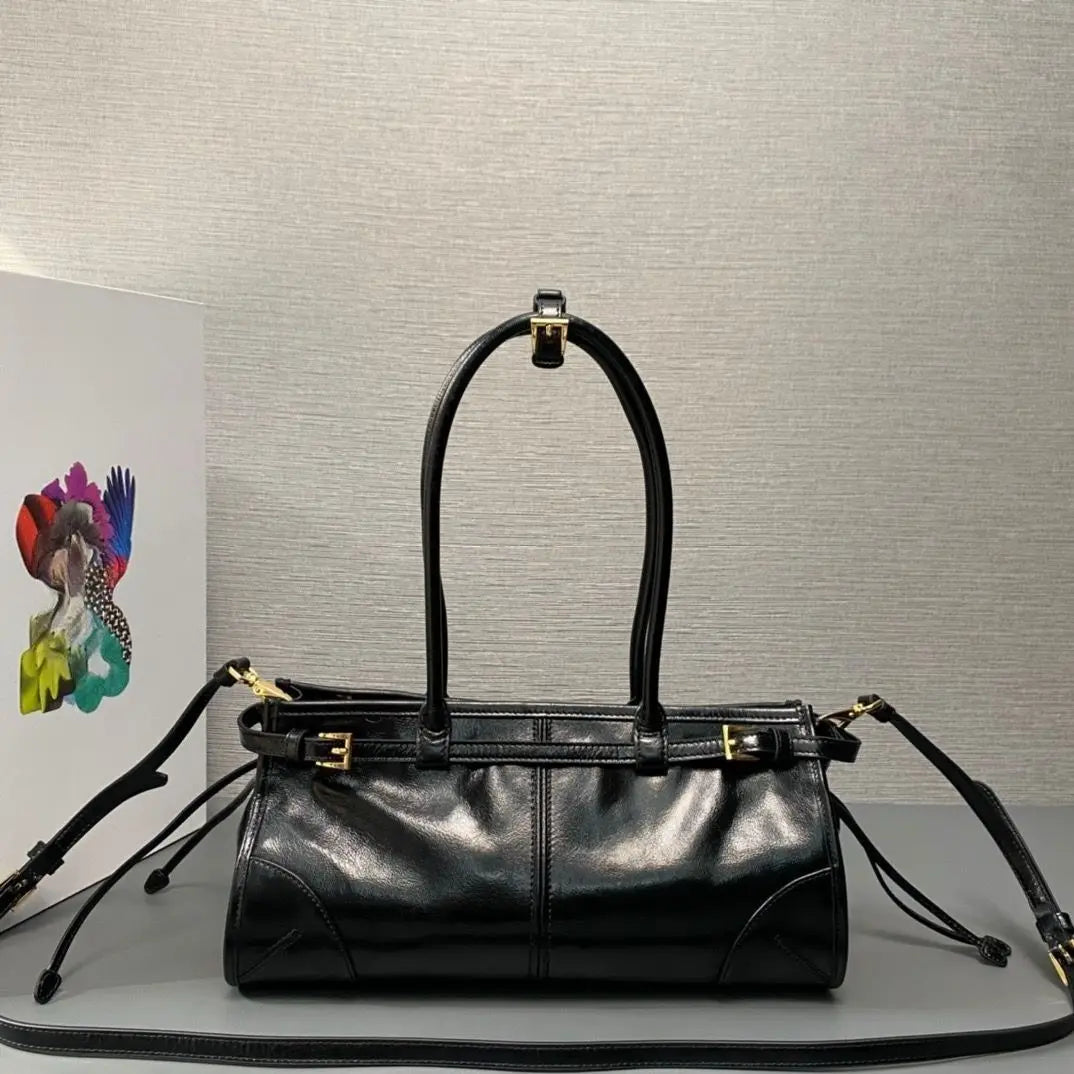 Skin-Friendly PU Leather Handbag, All-Occasion Design