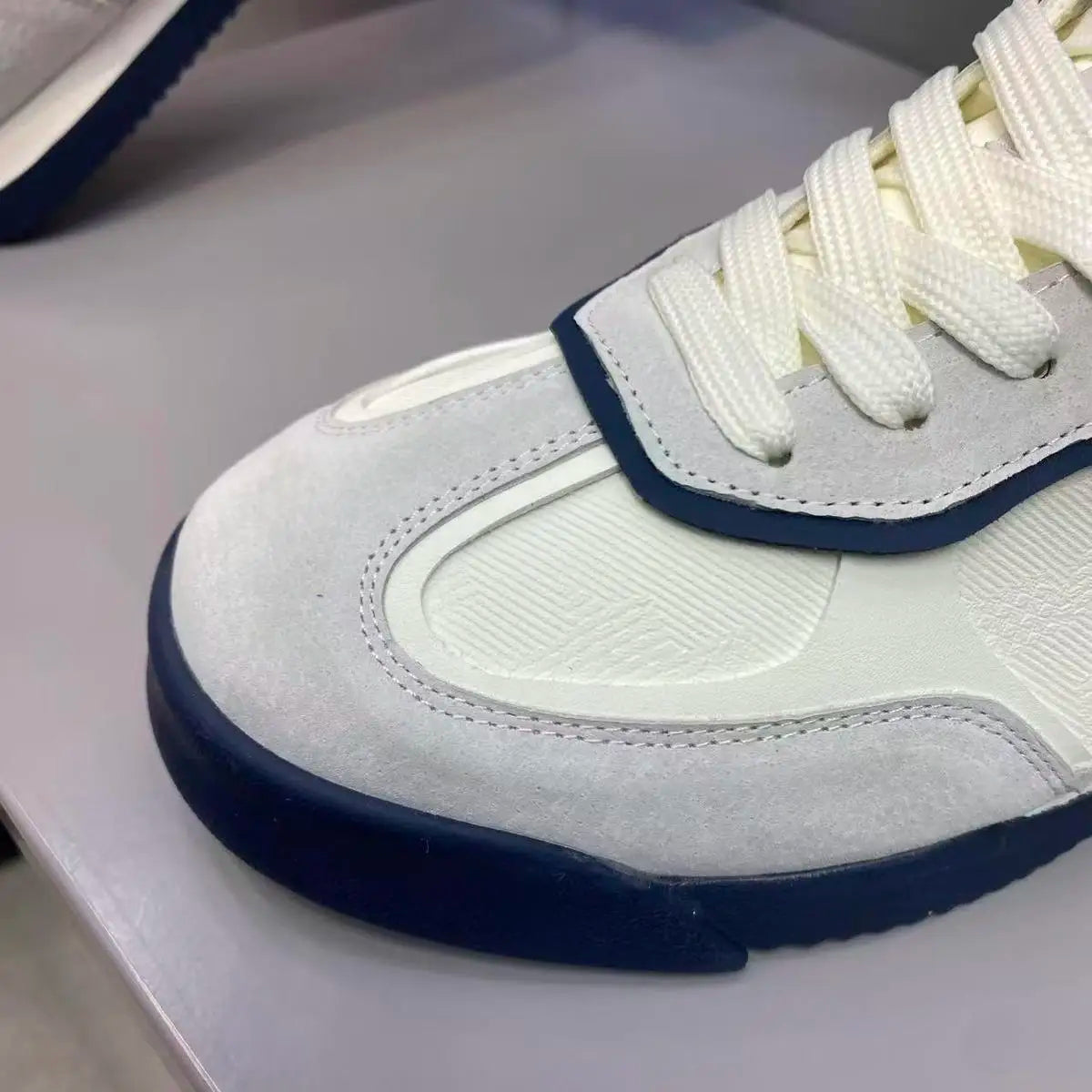 Men Sneakers Autumn Breathable Men Sport Casual Lightweight Soft Driving Shoes White Sneakers Fashionable Everyday Trainer Men