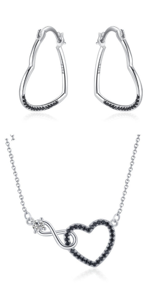 Creative Hollow Heart-shaped Zircon Necklace - DropOnline.co