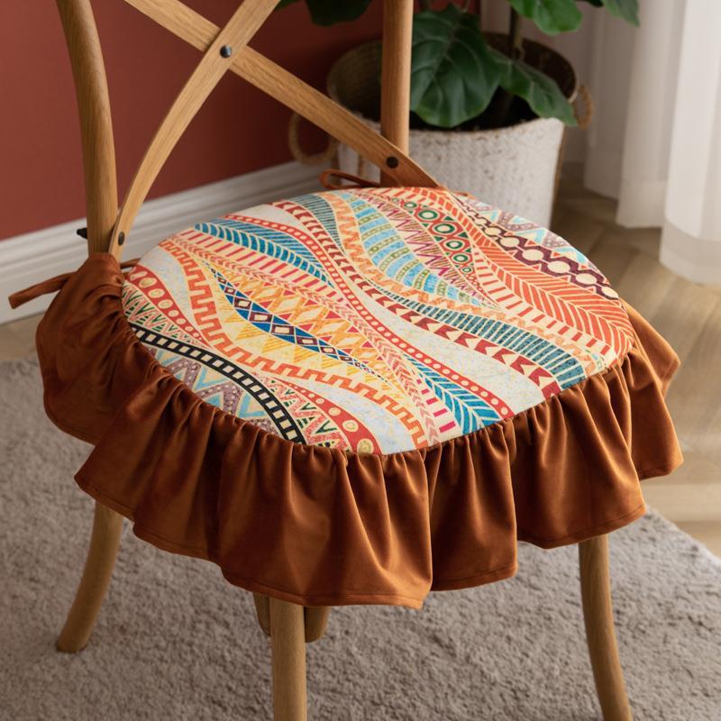 Four Seasons Holland Fleece Print Seat Cushion - DropOnline.co