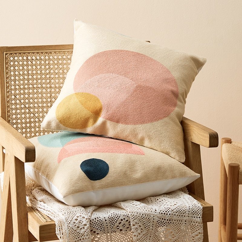 Embroidered cotton cushion - DropOnline.co
