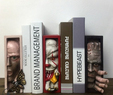 Horror Peeping On The Bookshelf Human Face Resin Bookends Bookstand Sculpture Collecting Cd Albums Bookshelf Decor - DropOnline.co