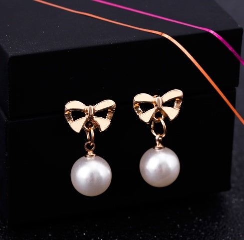 Hypoallergenic Heart-Shaped Zircon Earrings - Women's Bow Pearl Earrings - DropOnline.co