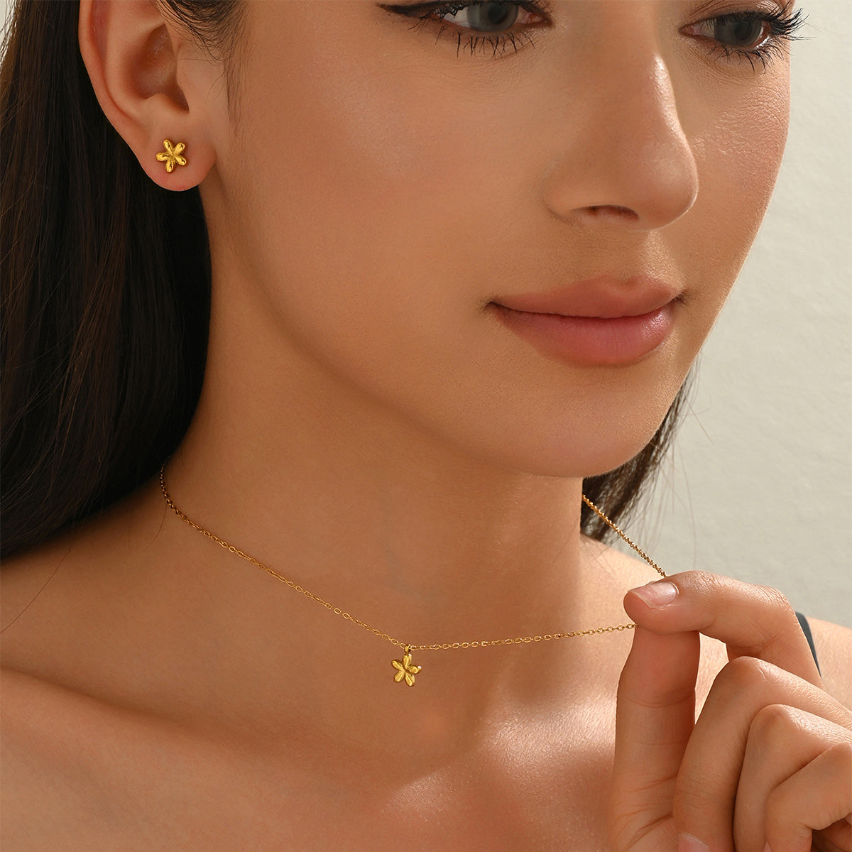 Lxalry 18K Gold Plated Stainless Steel Flower Pendant Necklace And Earrings Set For Women - Cute & Elegant Minimalist Jewelry For Summer, Gifts, Daily Wear, Birthday, And Anniversary - Waterproof & Hy - DropOnline.co