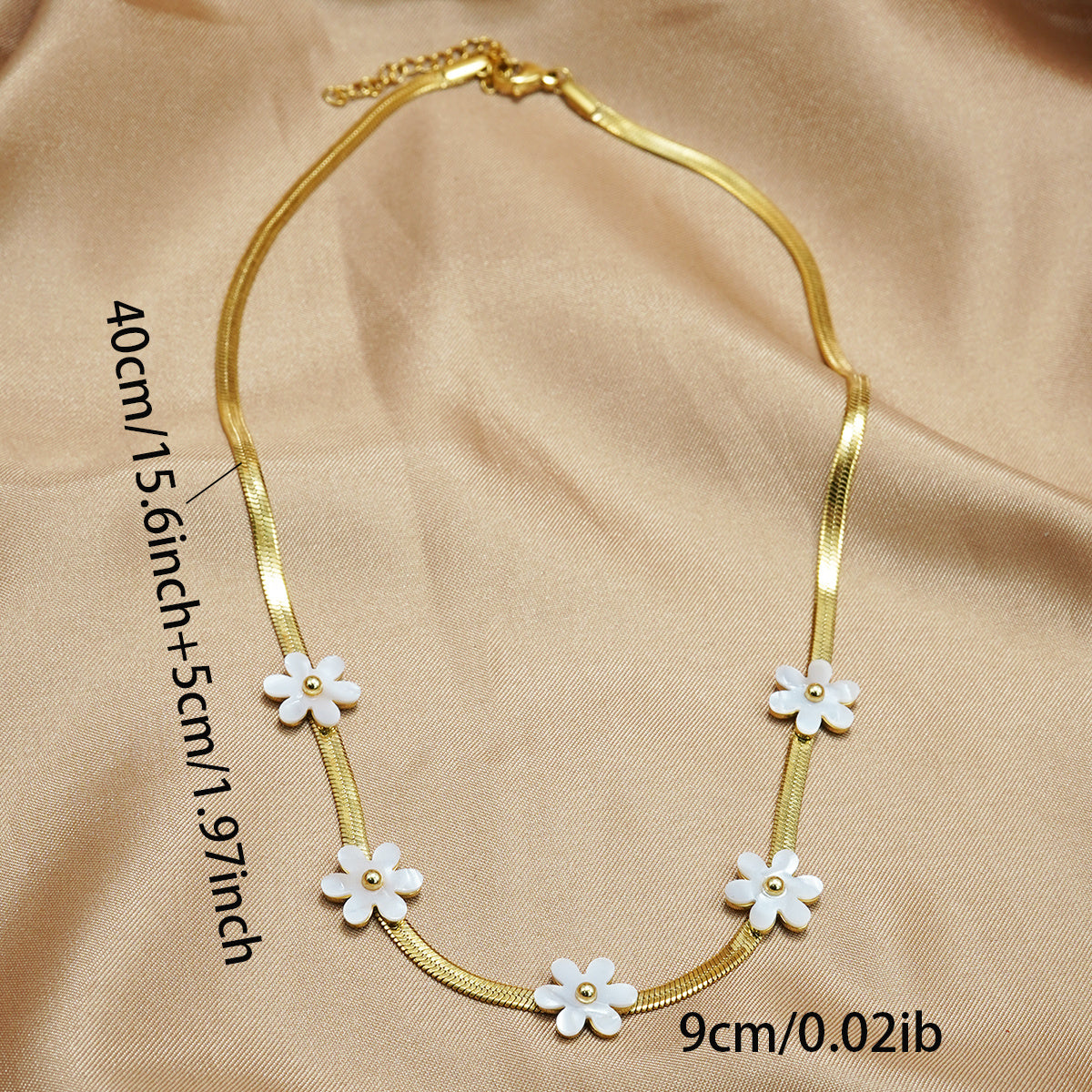 Lxalry 18K Gold Plated Bohemian Floral Necklace   Stainless Steel Skin Safe Jewelry With White Blossom Charms  Hypoallergenic   Tarnish Free Gift For Women Wife Mom, Festive Occasions   Everyday Boho - DropOnline.co