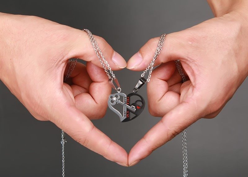Pendant Love Necklace Set Lover Valentine Gifts Stainless Steel Chain Necklace - DropOnline.co