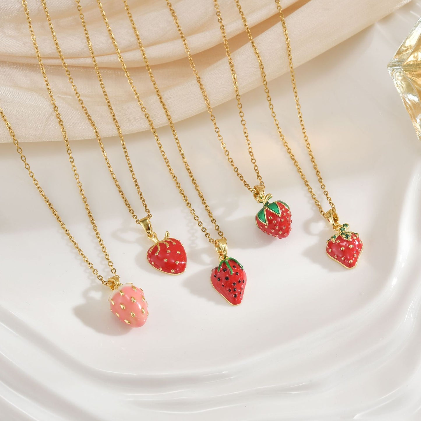 Women's Fashion Trendy Strawberry Cute Necklace - DropOnline.co