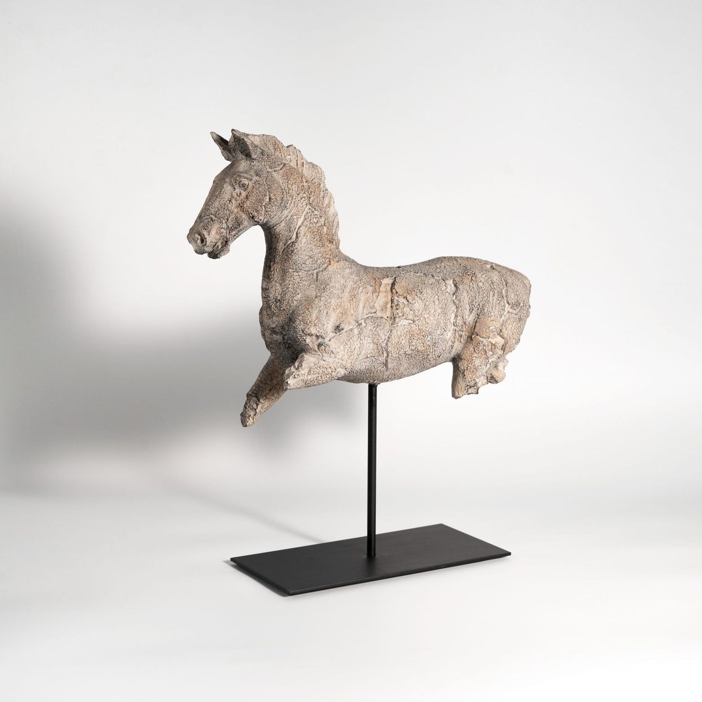 Silent Horse Sculpture Creative Decoration Table Decorations - DropOnline.co