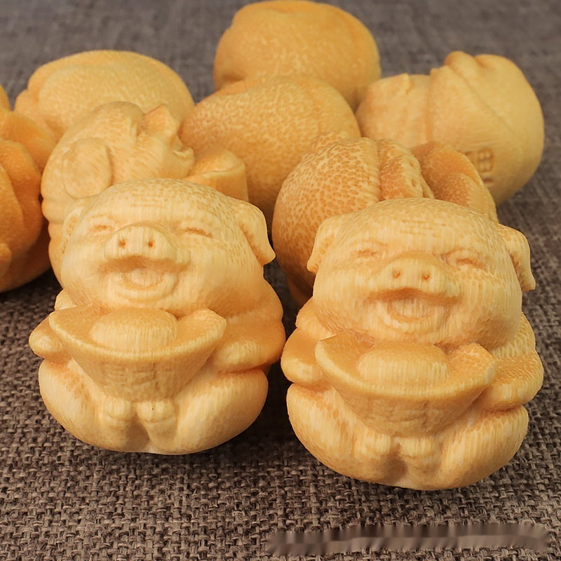 Fulu Pig Solid Bamboo Carving Ornaments - DropOnline.co