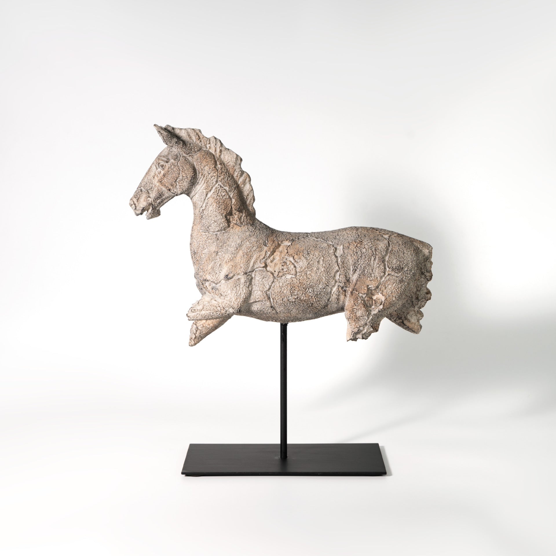 Silent Horse Sculpture Creative Decoration Table Decorations - DropOnline.co