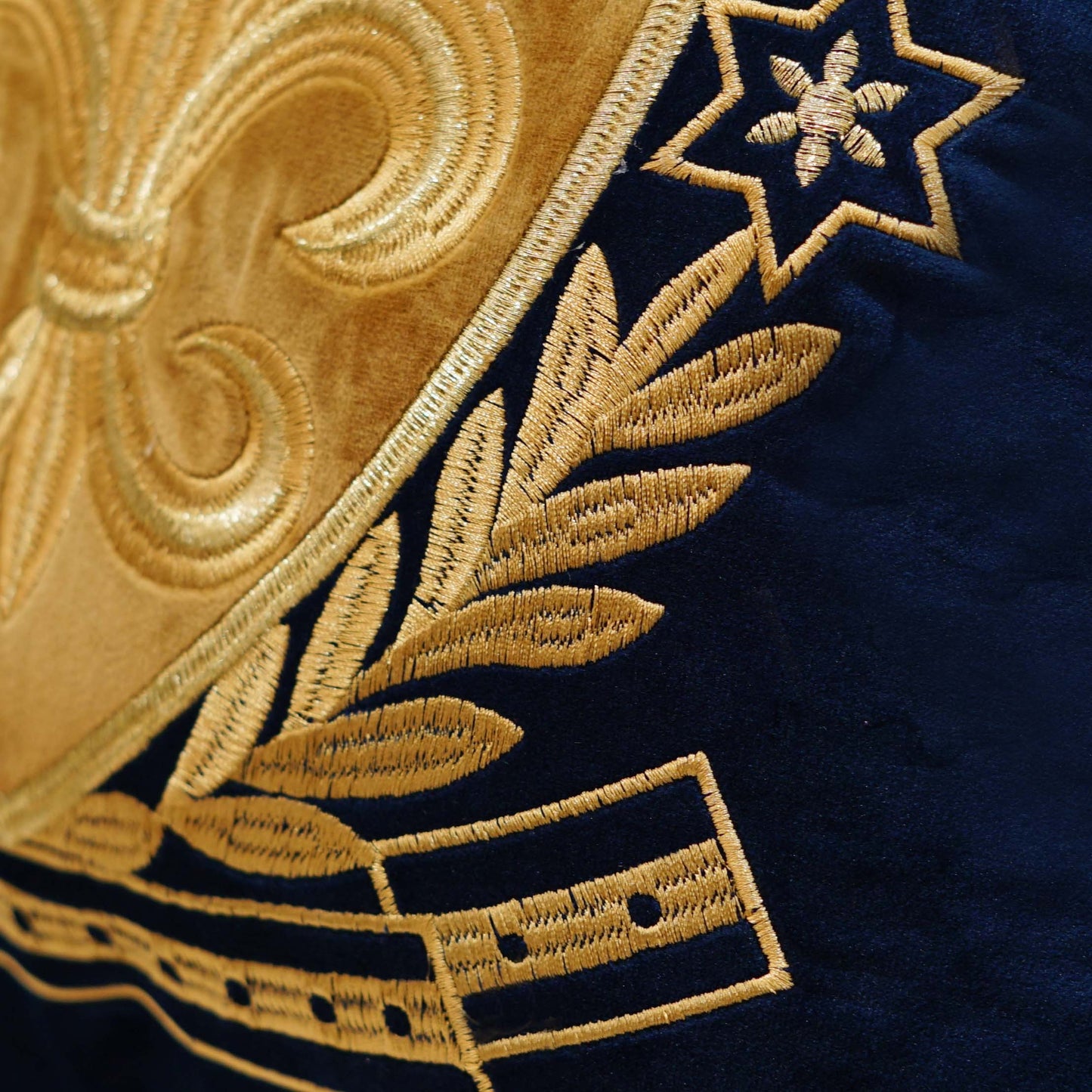 Contrast Cushion Cover - DropOnline.co