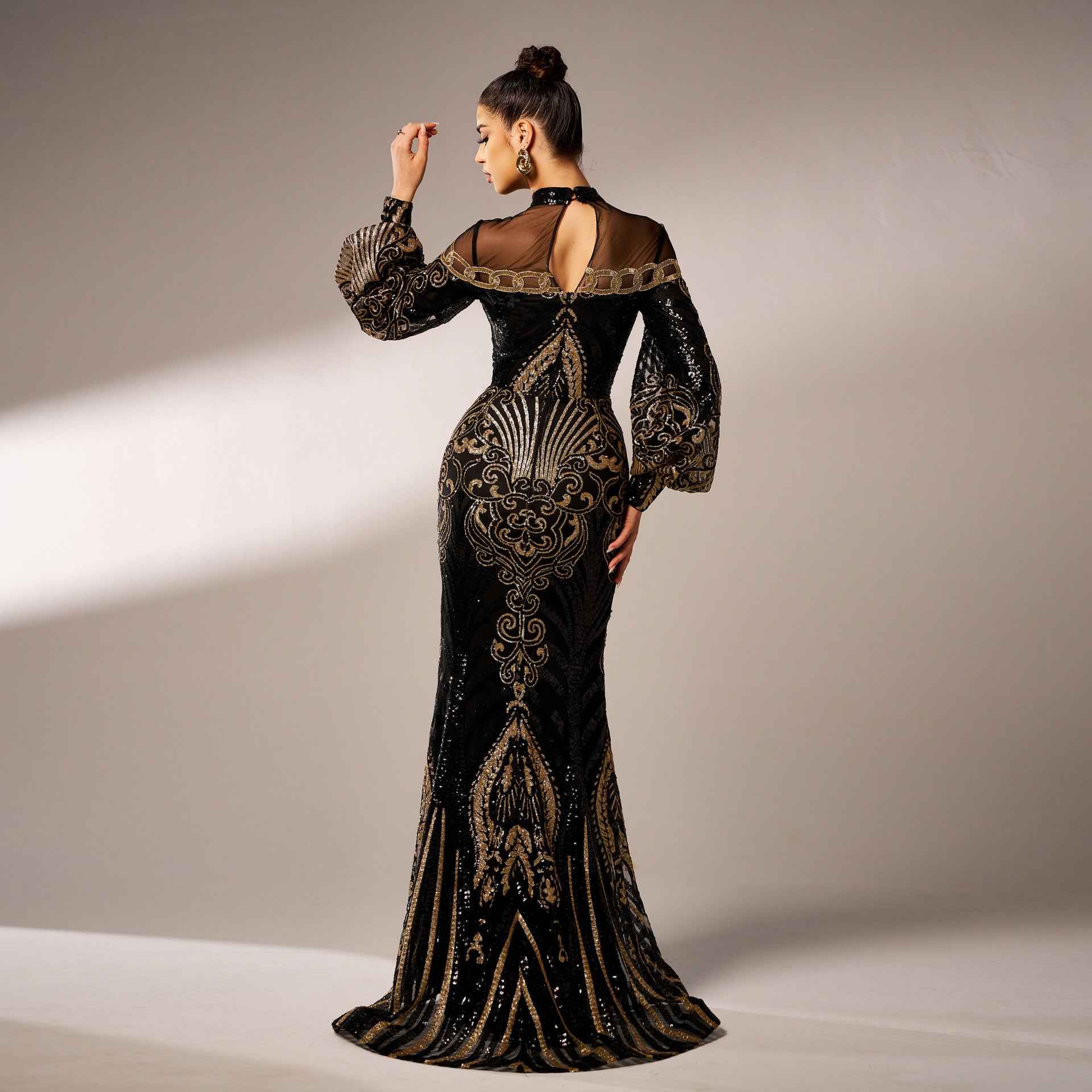 Long Sleeve Round Neck Sequins Mesh Fishtail Evening Dress