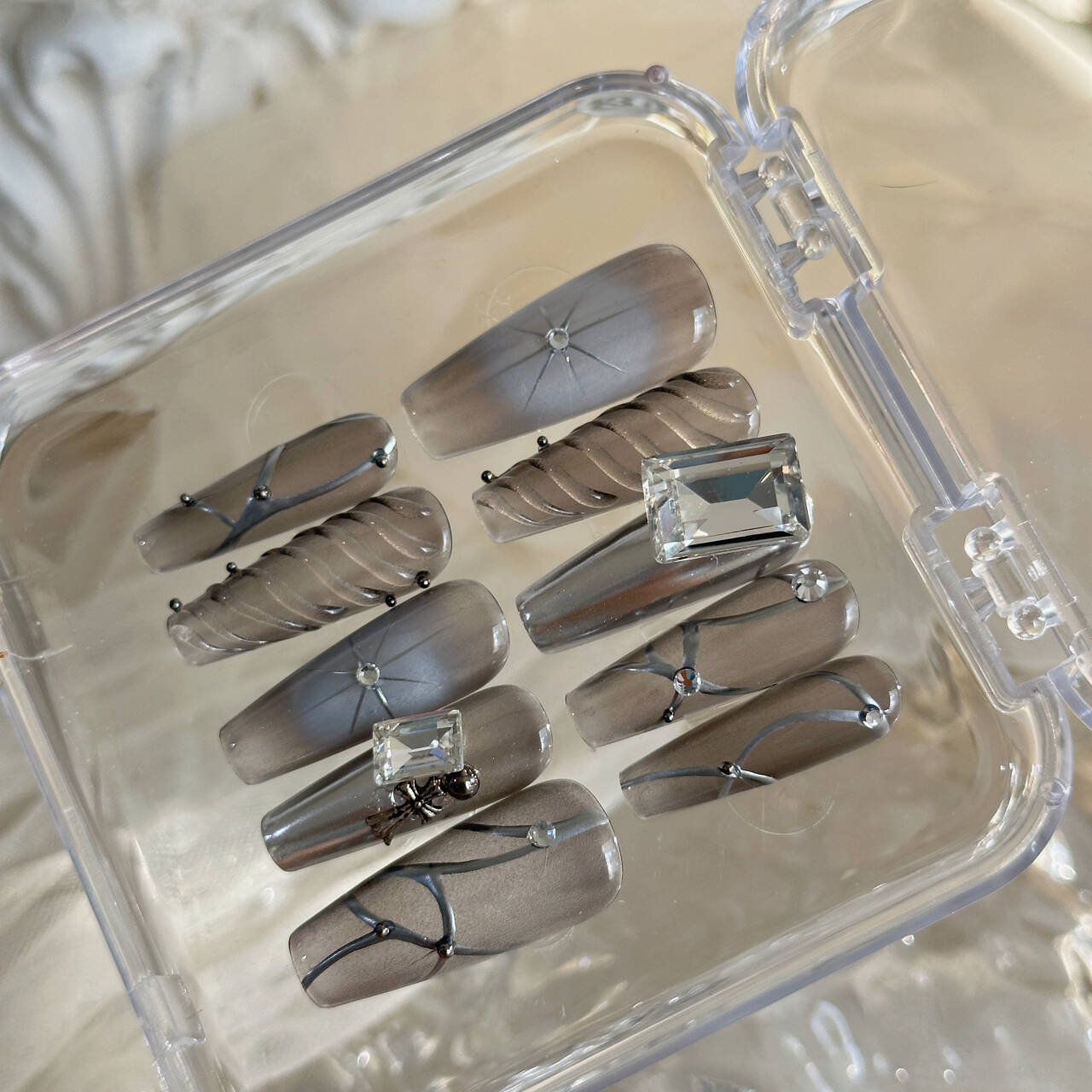 Handmade Long Mechanical Awn Star  Diamond Manicure - DropOnline.co