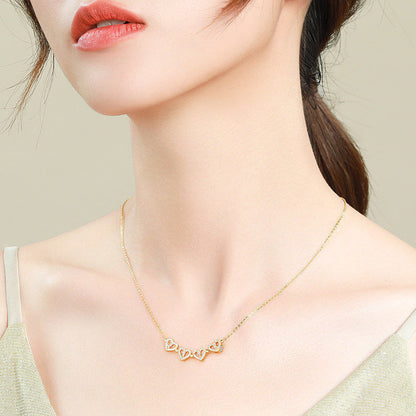 Retro Magnetic Folding Four Leaf Clover Pendant Necklace | Women's Openable Heart Choker