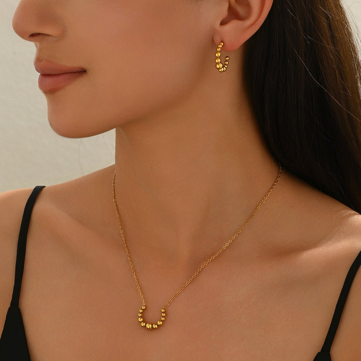 Lxalry Golden Jewelry Set - Crescent Pendant Necklace & Earrings, Minimalist Metal Accessories, Elegant Everyday Jewelry, Perfect For Black Outfits, Dainty Clavicle Chain - DropOnline.co