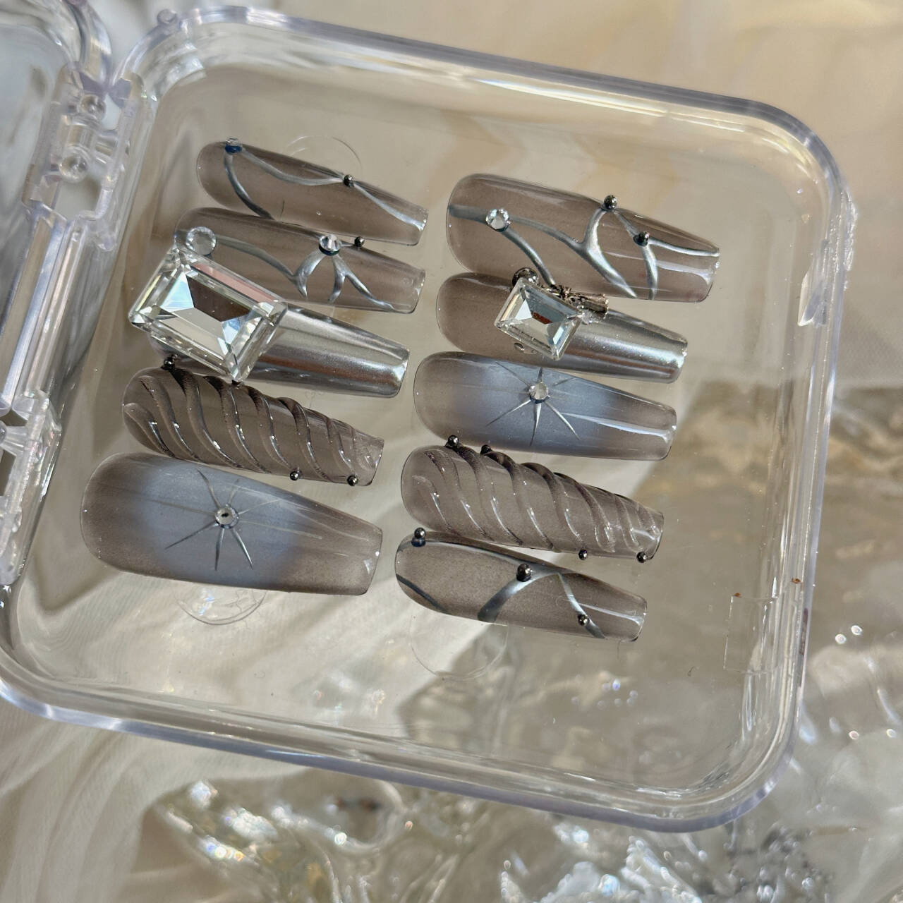 Handmade Long Mechanical Awn Star  Diamond Manicure - DropOnline.co