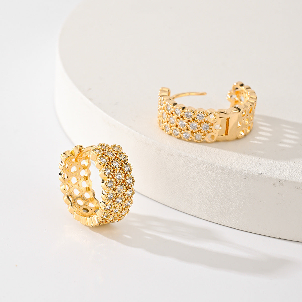 Popular Fashion New Earrings Earrings Exquisite Design Jewelry - DropOnline.co