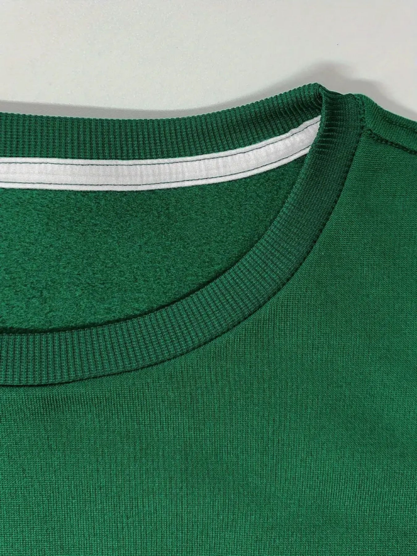 2025 New Women's Comfortable Green Tiger Bubble Gum Pattern Sports Shirt, Long Sleeve Hoodie, Perfect Choice For Autumn And Winter Fashion Women's Clothing - DropOnline.co