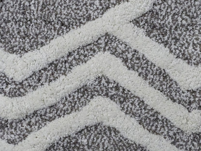 CHICOS HOME Bath Rug Geometric Pattern in Grey & Ivory