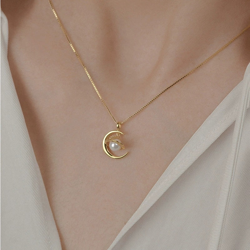 Women's Planet Necklace Niche Design Temperament Saturn Clavicle Chain Versatile - DropOnline.co