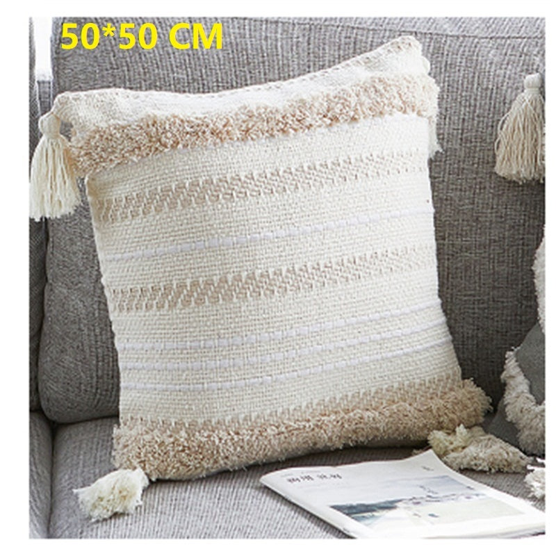 Tassel ethnic cushion - DropOnline.co