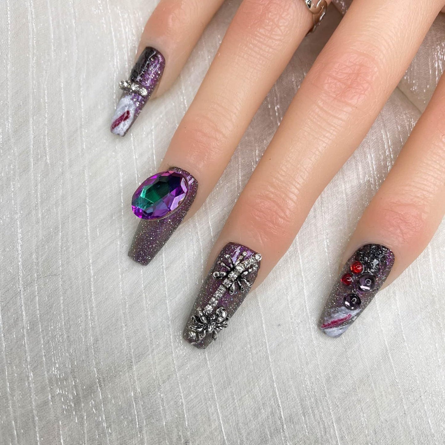 GGDDSHA Press On Nails Short, No Fade Out Fake NailsSeamless Fit Soft Gel Glue On Nails Charms For WomenHandmade Nail Art Manicure Gradient,Royal Arachnid - DropOnline.co