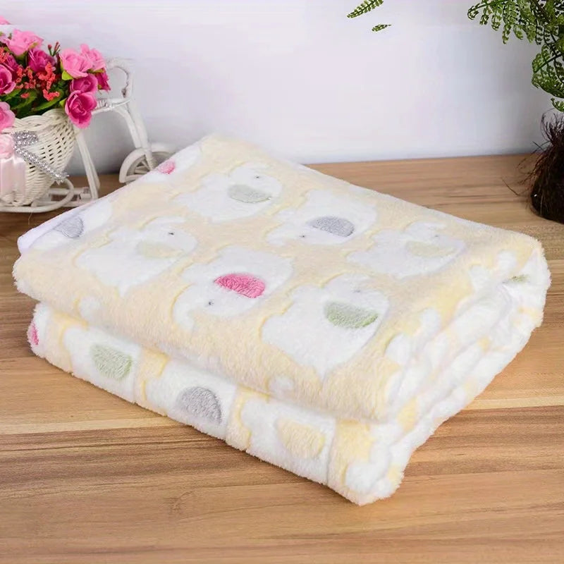Cartoon Elephant Flannel Pet Blanket, Dogs & Cats