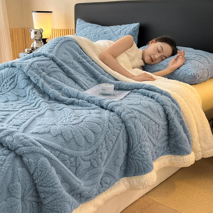 Lamb Fleece Warm Throw, Four Seasons Universal Use, Plush & Extra Cozy Bed Blanket, Portable Lap Cover for Office Naps, Multi-scene Bedding for Sofa & Workplace, Fully Machine Washable
