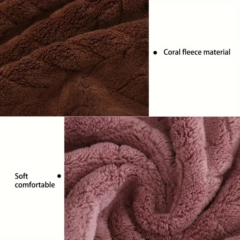 Coral Velvet Bath Towel — Soft, Absorbent & Sports Ready