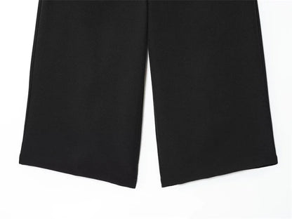 Women's Black Cropped Casual Shorts — Simple Summer Commuter Shorts
