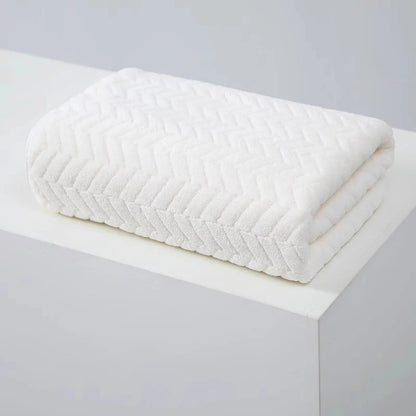 Thick Coral Velvet Bath & Beach Towel, Soft Absorbent