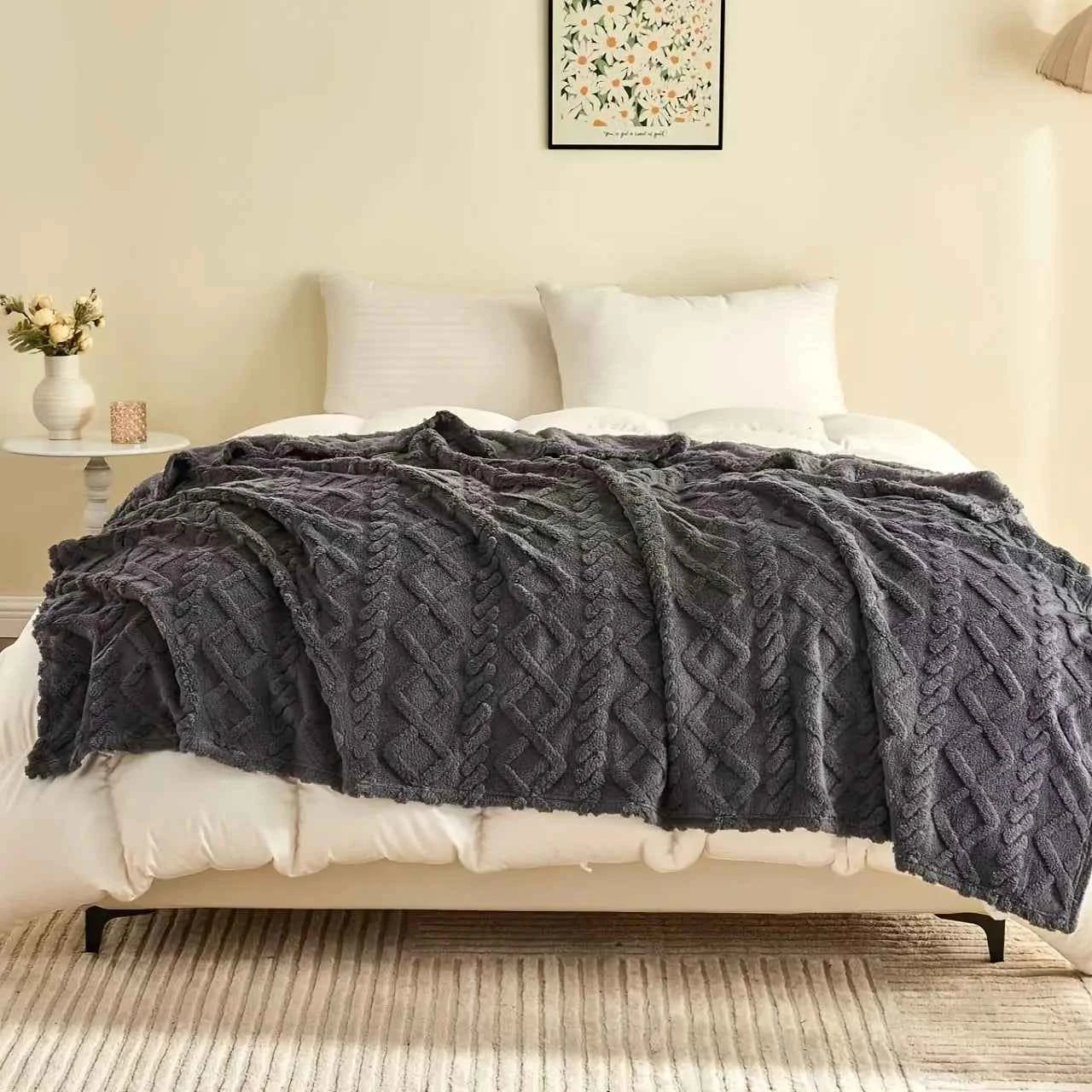 Lamb Fleece Blanket Comfortable Soft Plush Thick Warm Blanket Soft Warm Plush Air Conditioning Blanket Flannel Throw Blanke