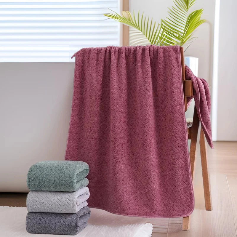 Thick Coral Velvet Bath & Beach Towel, Soft Absorbent