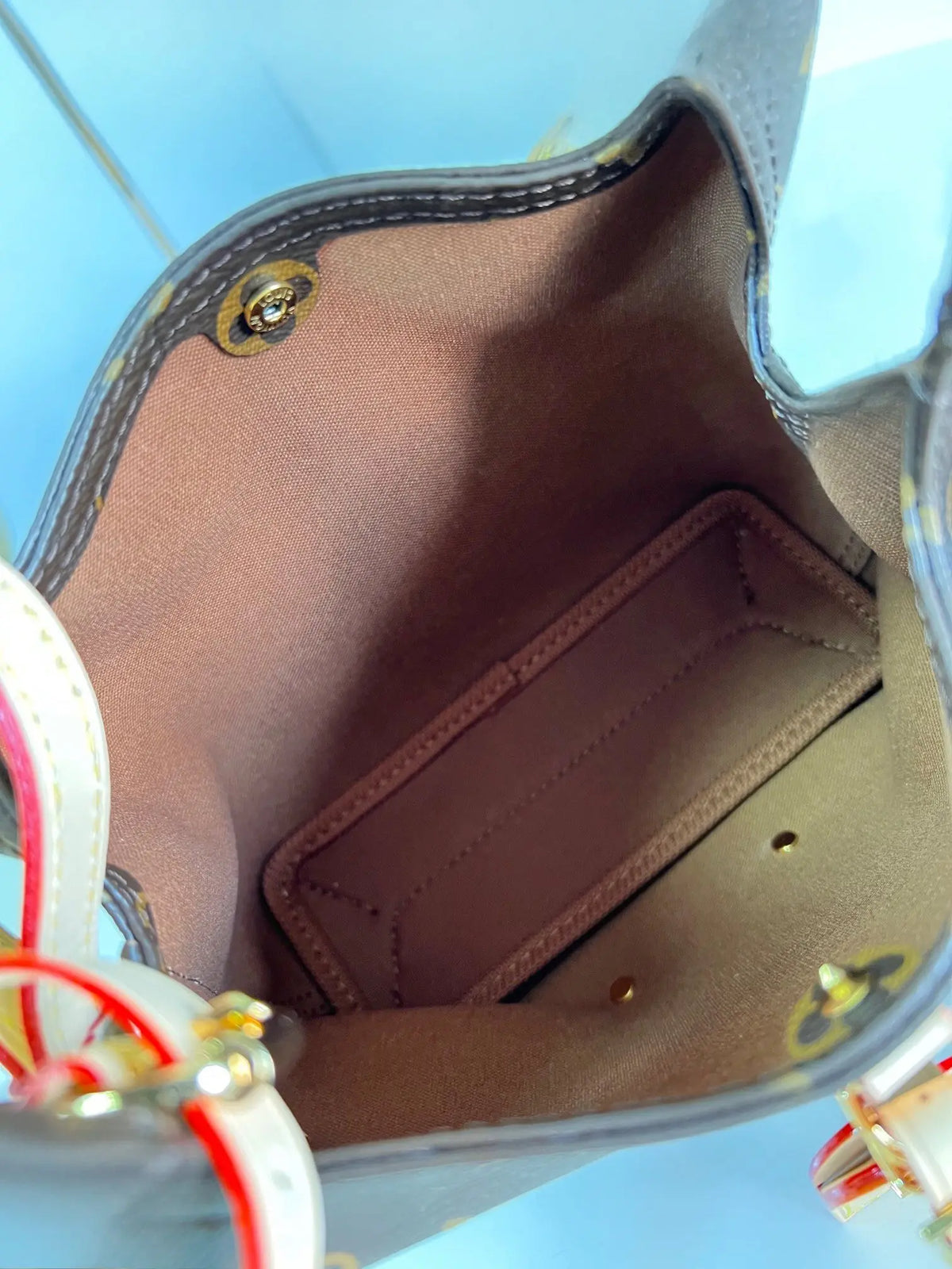 Versatile PU Leather Shoulder Bag, Chic Metal Accent