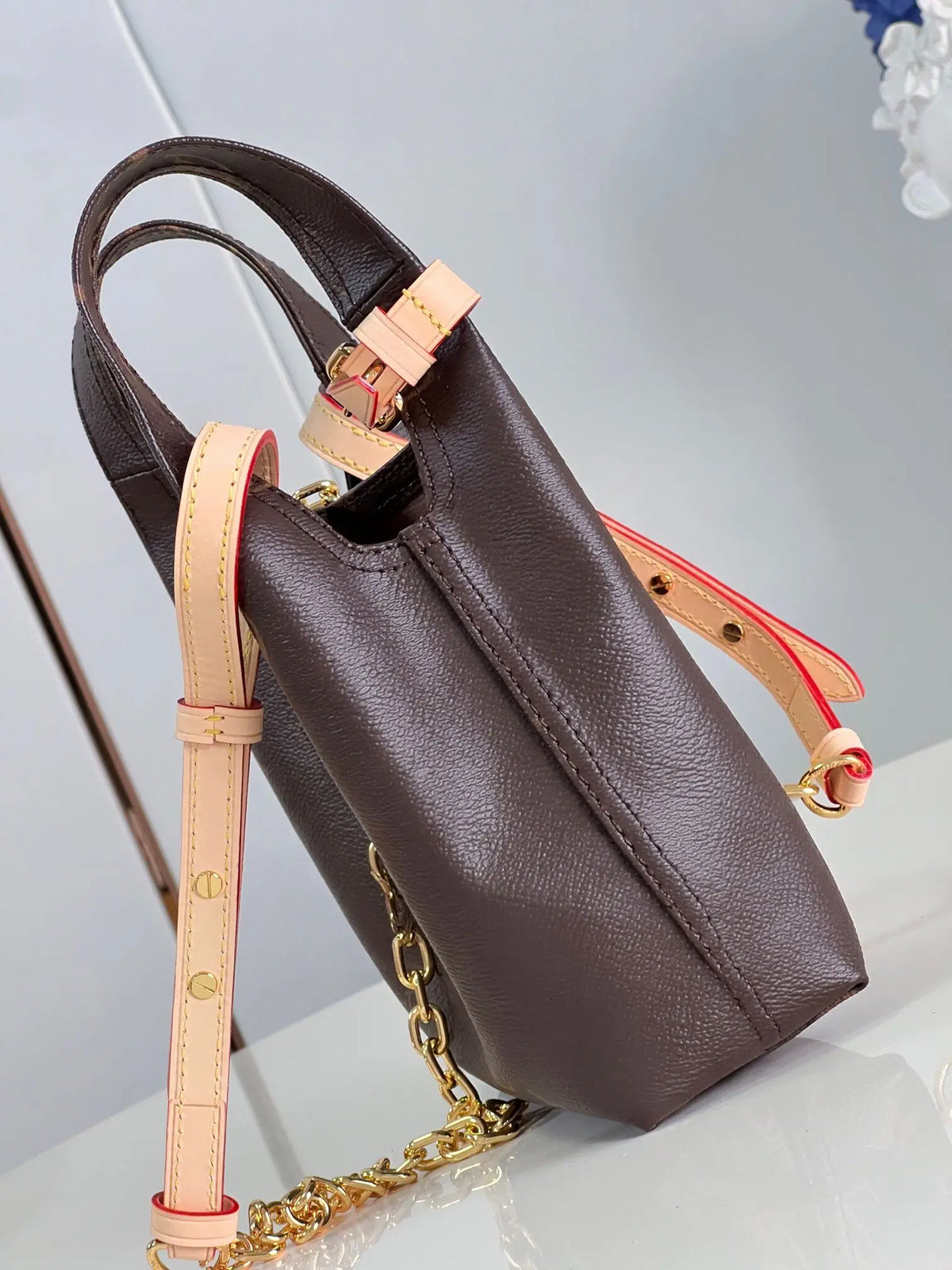 Versatile PU Leather Shoulder Bag, Chic Metal Accent
