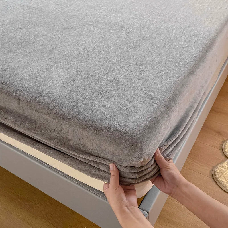200g Milk Fleece Fitted Sheet - Soft Warm Deep Pocket Bed Cover, Anti-Slip Wrinkle-Resistant, Suitable for Bedroom Mattress
