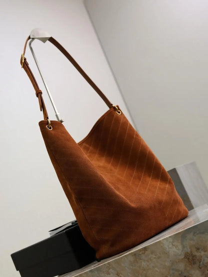 Textured PU Leather Handbag, Premium Metal Ornament