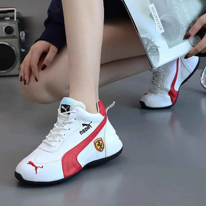 Men's leather surface casual shoes; low-top sports shoes; comfortable white shoes; soft sole men's shoes; new style