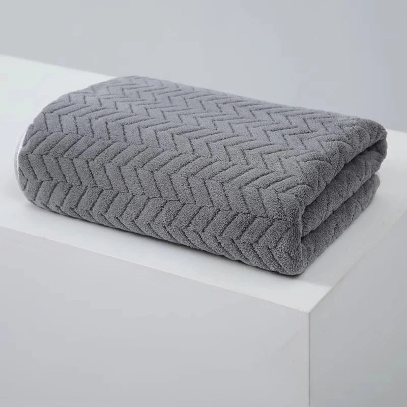 Thick Coral Velvet Bath & Beach Towel, Soft Absorbent