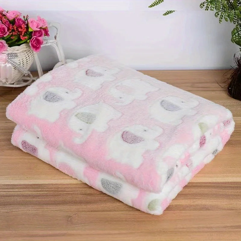 Cartoon Elephant Flannel Pet Blanket, Dogs & Cats