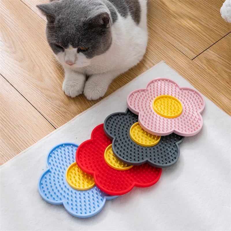 Sunflower Silicone Pet Licking Mat – Slow Feeder Lick Pad for Dogs & Cats