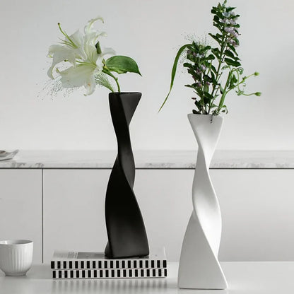 Nordic Ceramic Luxury Flower Vase — Minimalist Matte Finish Home Decor Centerpiece