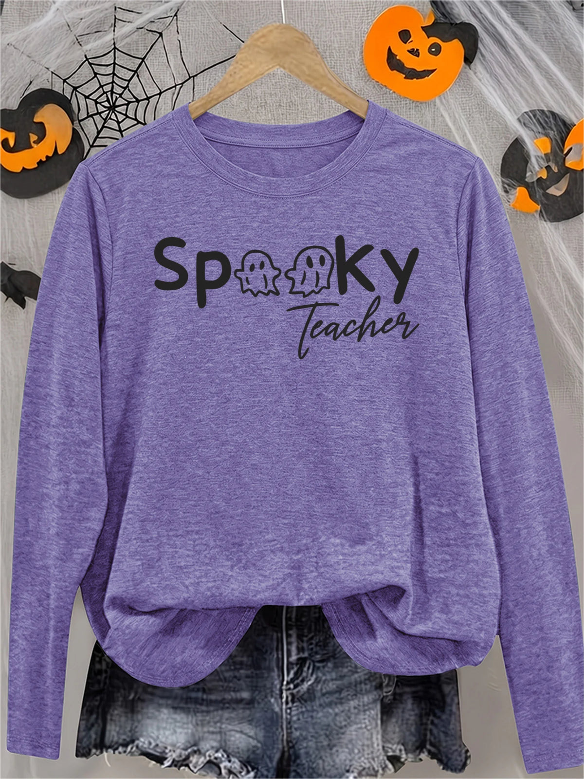 Women's Spooky Teacher Long Sleeve Crew Neck T-Shirt with Ghost Print, Cute Soft Horror Funny Halloween Gift, Casual Athletic Vacation Top