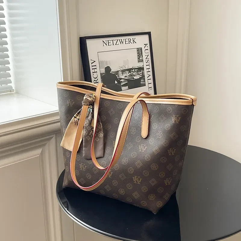 Beige Printed Commuter Tote, Large Capacity
