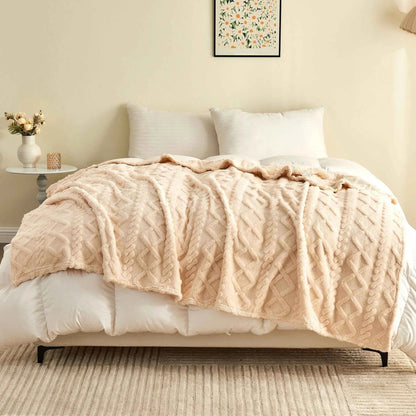 1PC Cozy Flannel Throw For Bed, Couch, Travel, And Outdoor Use - Versatile, Extra Warm, And Air-Conditioning Friendly Wrap