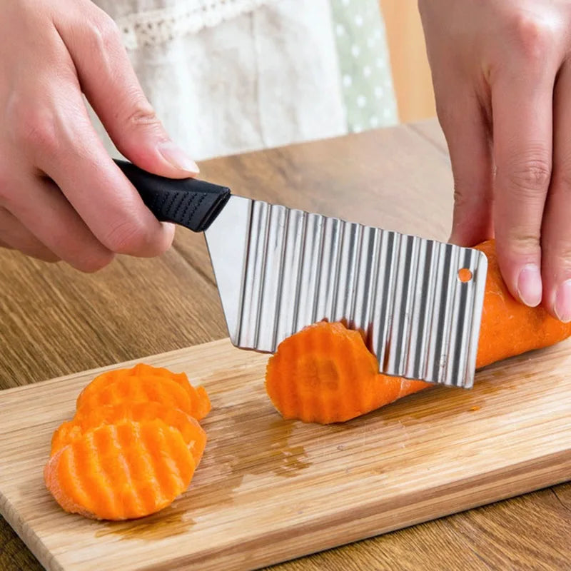 Crinkle Cut Wavy Potato Slicer & French Fry Maker – Stainless Steel Chopper Knife
