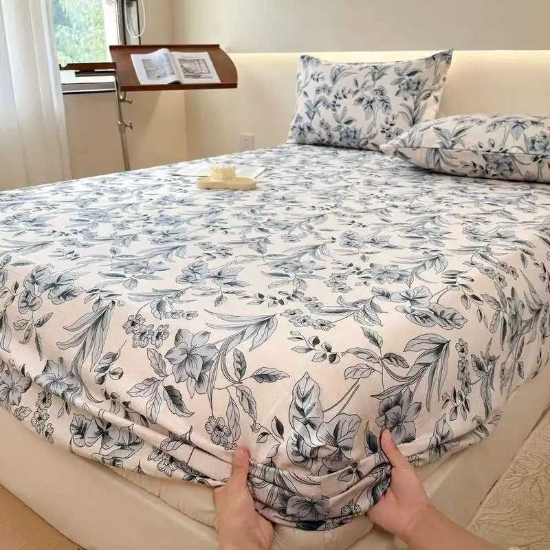 Floral Print Fitted Sheet, Elastic Edge, Queen/King