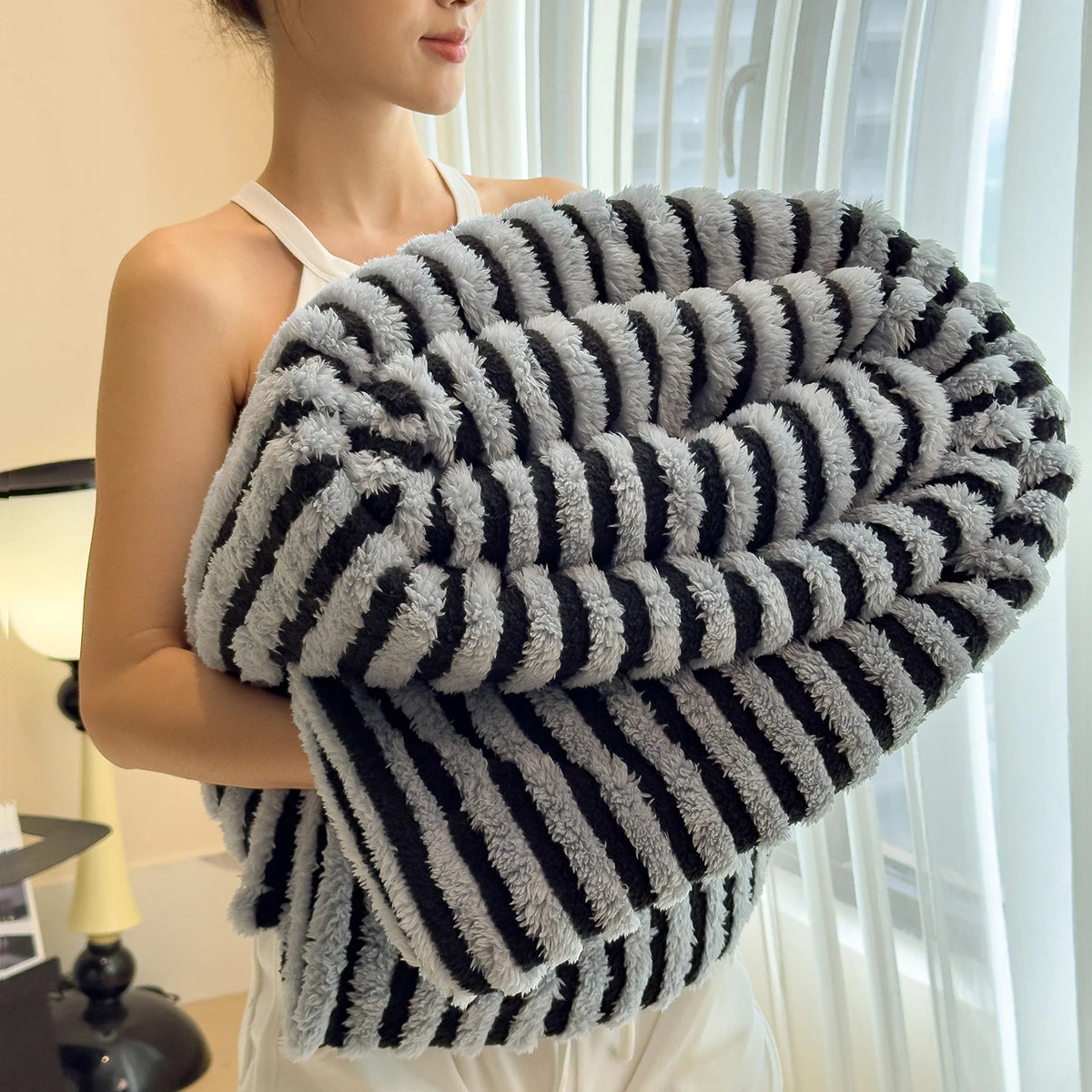 Imitation Rabbit Plush Striped Blanket Fluffy Soft Fleece Throw Blanket for Sofa Single Double Spring Autumn Warm Bed Blankets